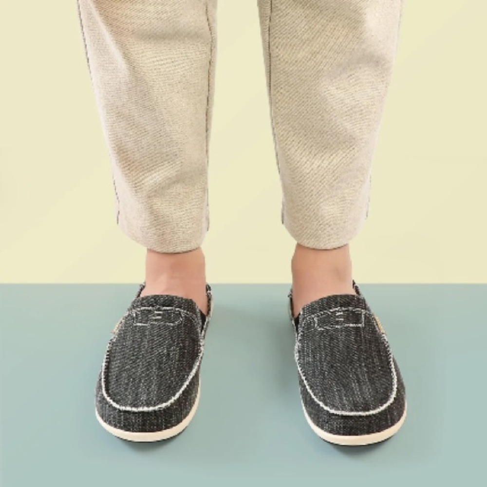 Walk Hero NWOT Men's Canvas Slip On Shoes in Classic Black Arch Support Sz 14